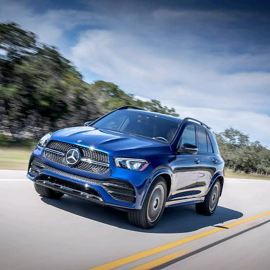 2022 Mercedes-Benz GLE photo 2
