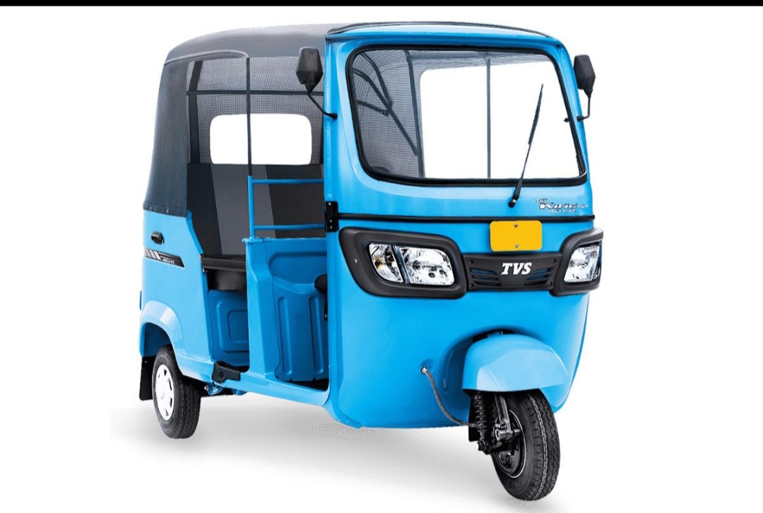 2025 Bajaj qute photo 2