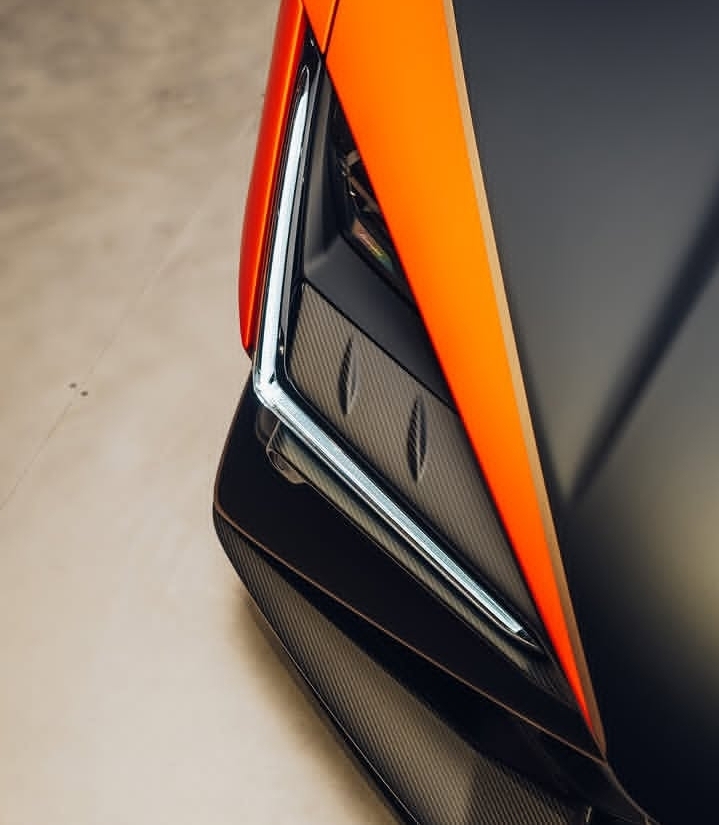 2026 Lamborghini aventador photo 3